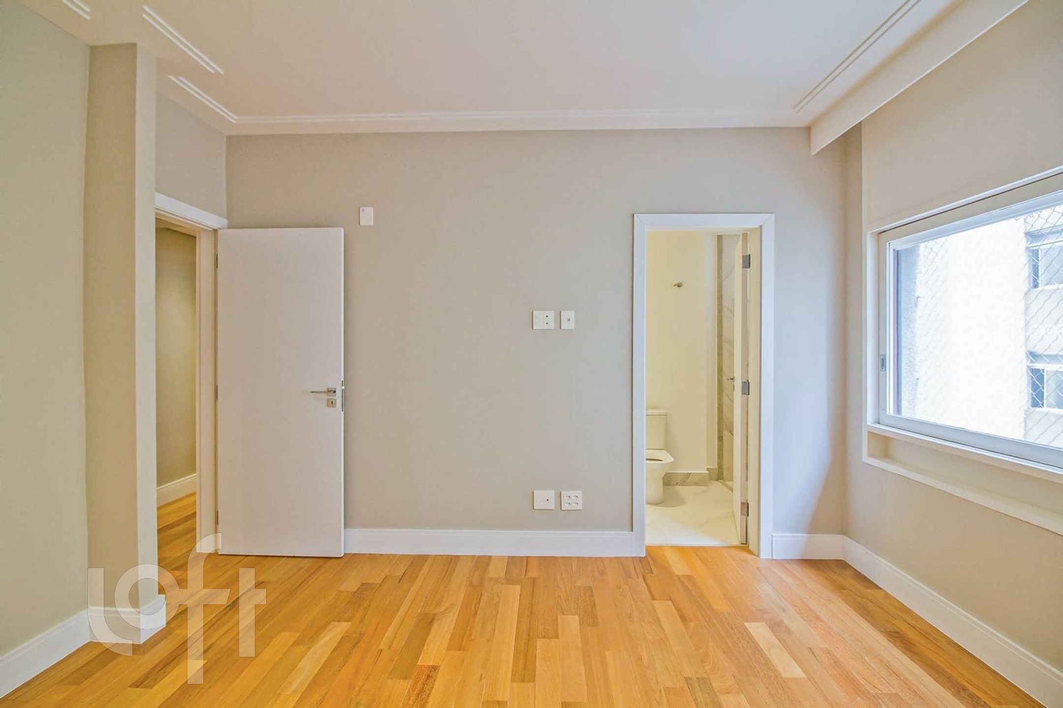 Apartamento à venda com 2 quartos, 210m² - Foto 5