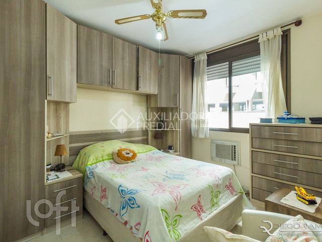 Apartamento com 74m², 2 dormitórios, 1 suíte, 1 vaga, Menino Deus em Porto Alegre