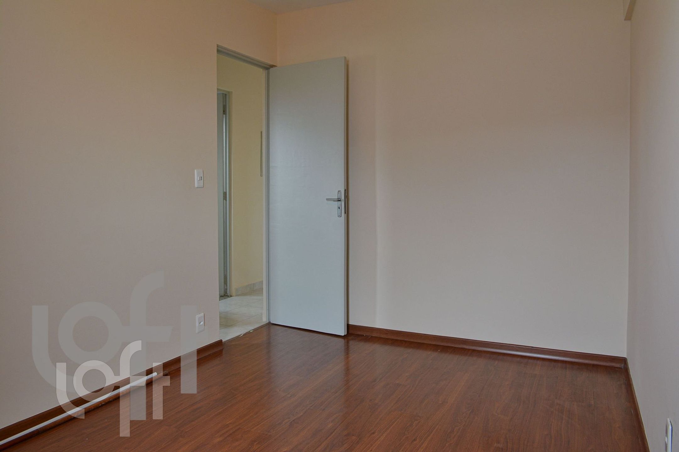 Apartamento à venda com 2 quartos, 58m² - Foto 6