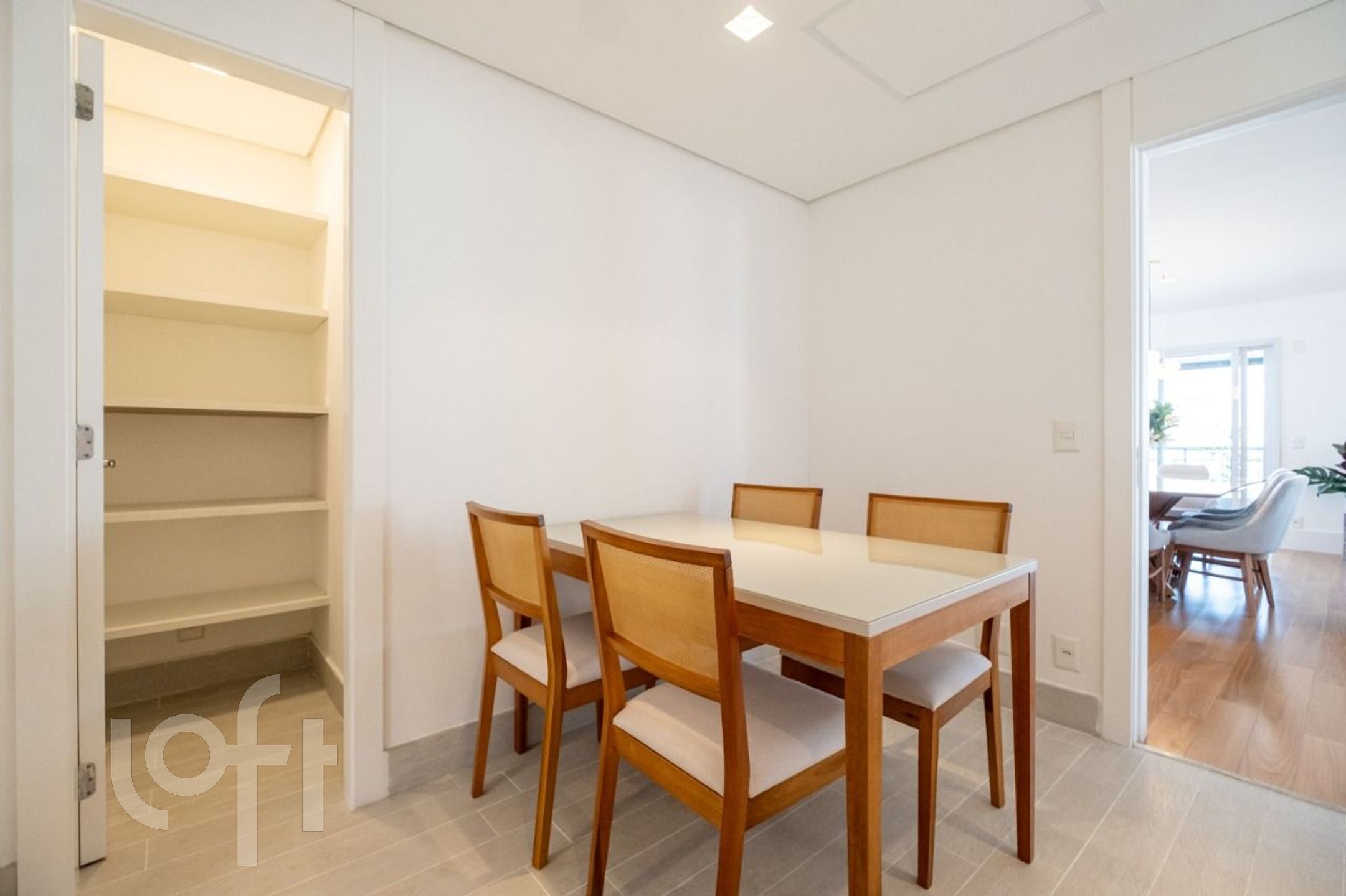 Apartamento à venda com 4 quartos, 275m² - Foto 27