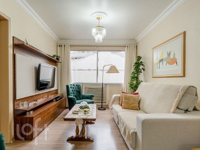 Apartamento com 106m², 3 dormitórios, 1 suíte, 1 vaga, Auxiliadora em Porto Alegre