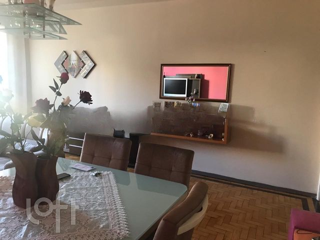 Apartamento com 128m², 3 dormitórios, 1 vaga, Santa Cecília em Porto Alegre
