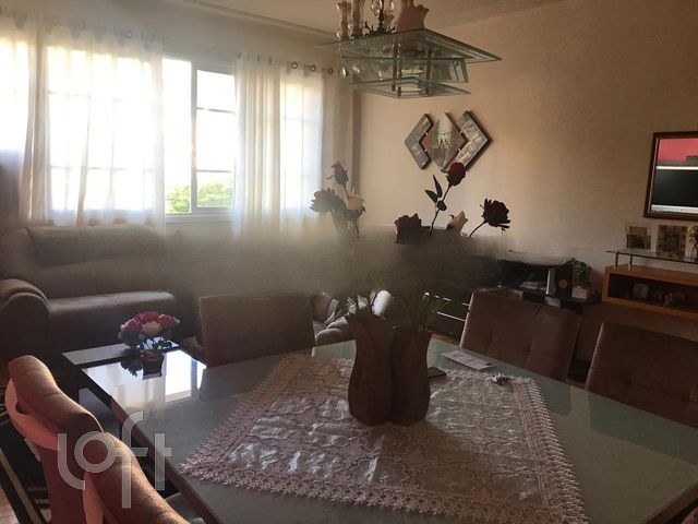 Apartamento com 128m², 3 dormitórios, 1 vaga, Santa Cecília em Porto Alegre