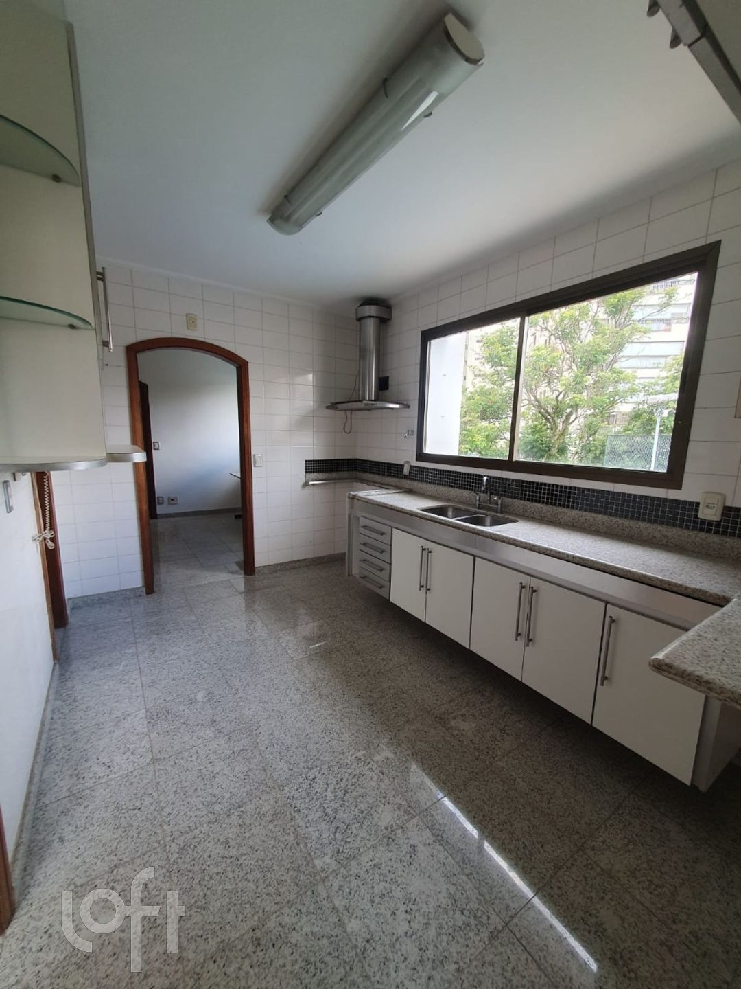 Apartamento à venda com 3 quartos, 239m² - Foto 5