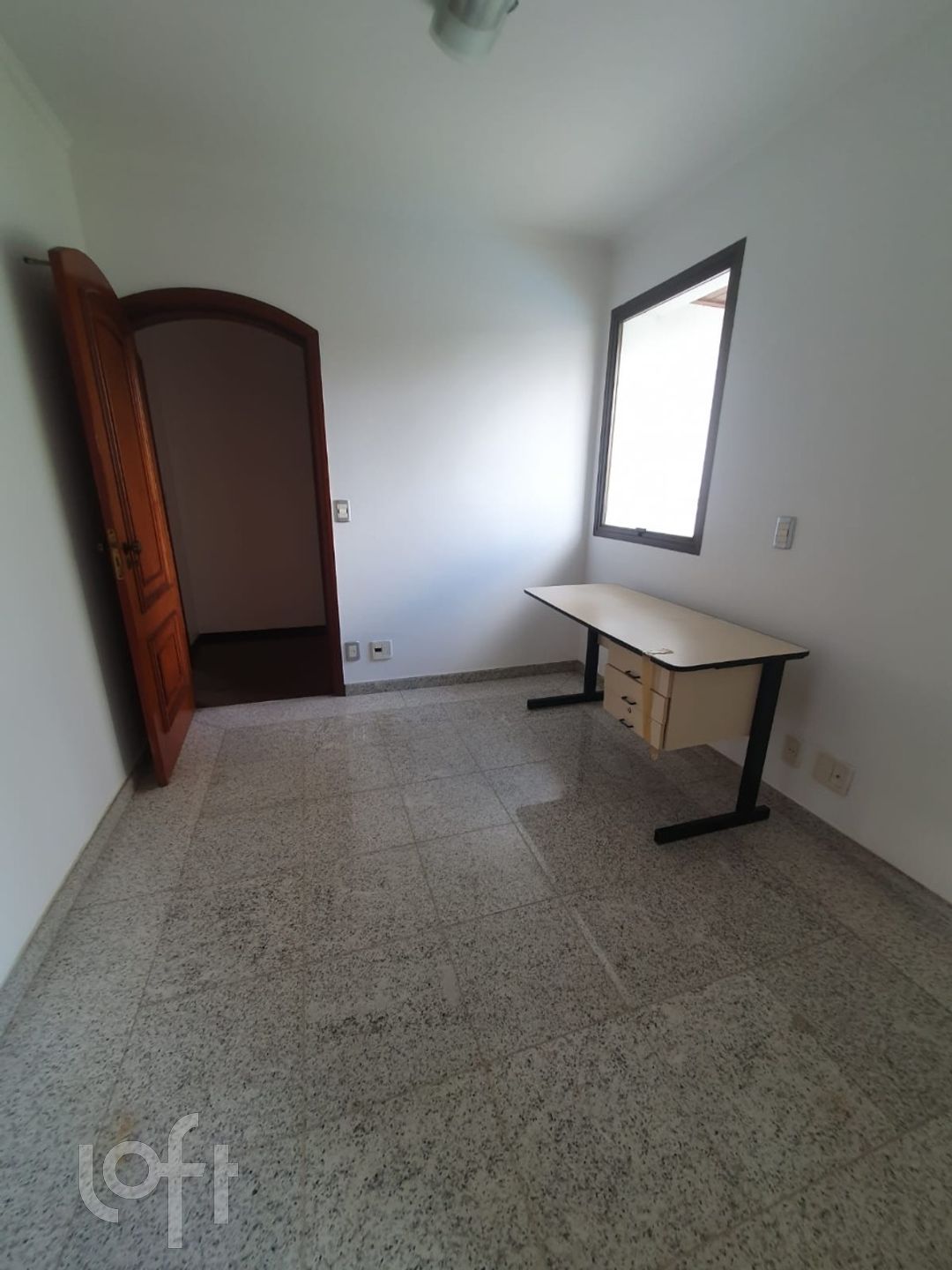 Apartamento à venda com 3 quartos, 239m² - Foto 10