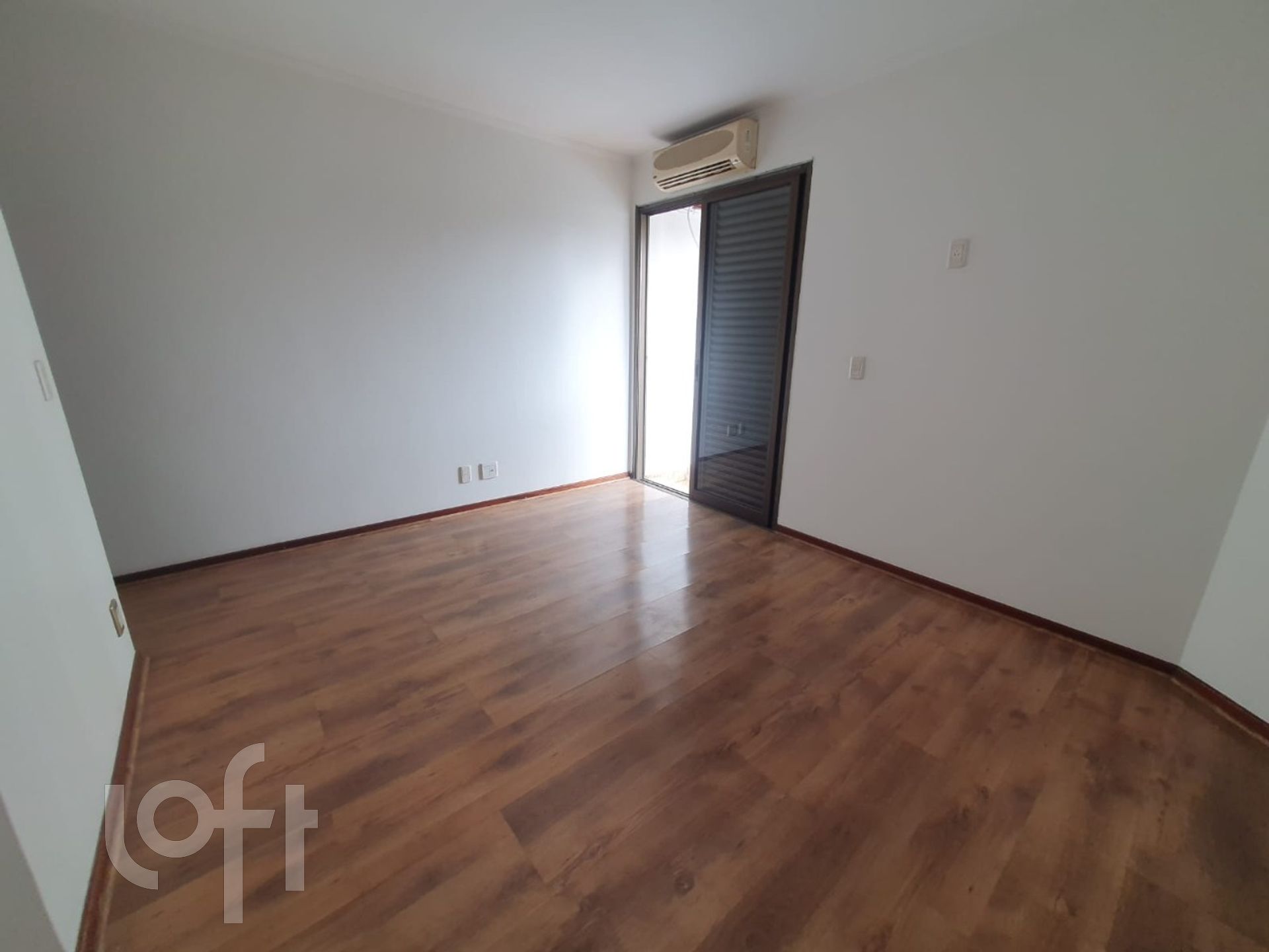 Apartamento à venda com 3 quartos, 239m² - Foto 16