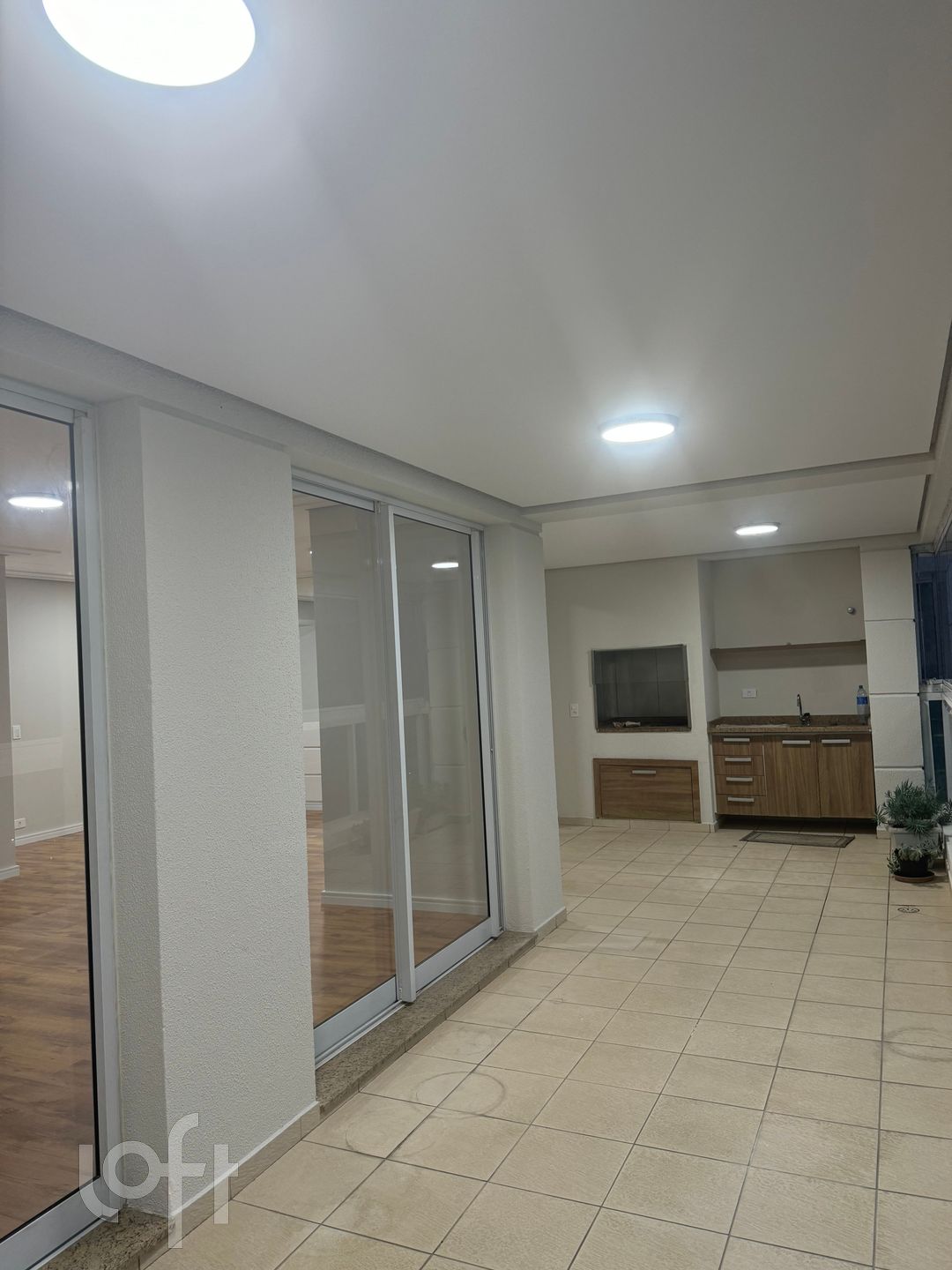 Apartamento à venda com 4 quartos, 177m² - Foto 25