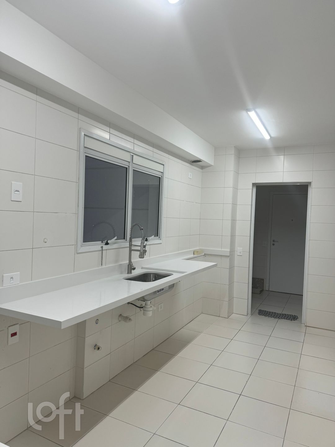 Apartamento à venda com 4 quartos, 177m² - Foto 9