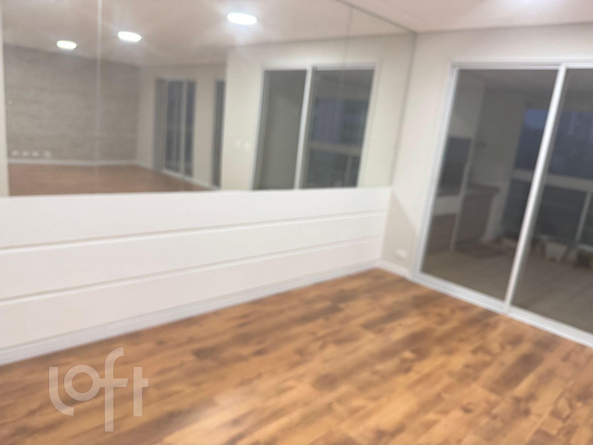 Apartamento à venda com 4 quartos, 177m² - Foto 1