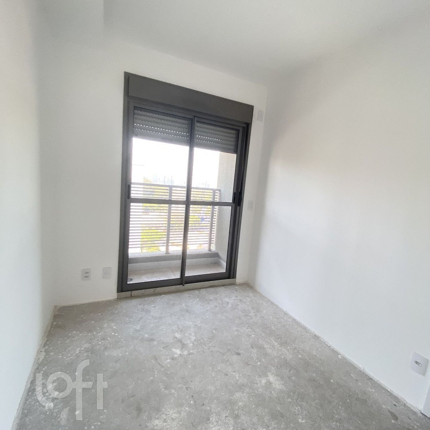 Apartamento à venda com 3 quartos, 79m² - Foto 1