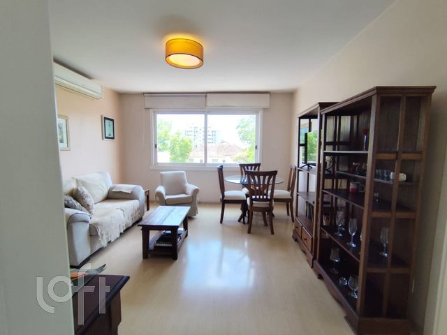 Apartamento com 73m², 2 dormitórios, 1 suíte, 1 vaga, São João em Porto Alegre