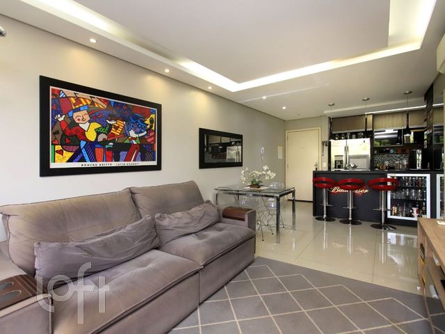 Apartamento com 73m², 2 dormitórios, 1 suíte, 2 vagas, Petrópolis em Porto Alegre