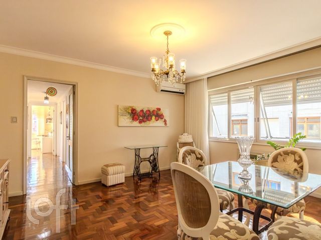 Apartamento com 101m², 3 dormitórios, 1 suíte, 1 vaga, Menino Deus em Porto Alegre
