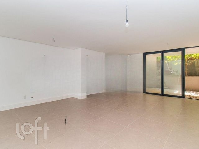 Casa com 407m², 3 dormitórios, 3 suítes, 4 vagas, Chácara das Pedras em Porto Alegre