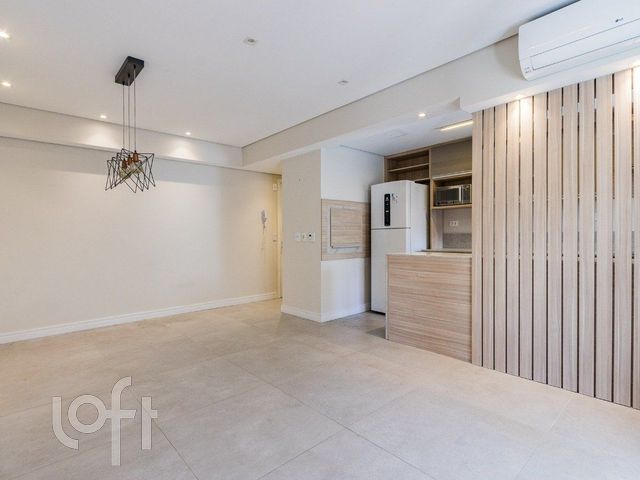 Apartamento com 110m², 2 dormitórios, 1 suíte, 2 vagas, Auxiliadora em Porto Alegre