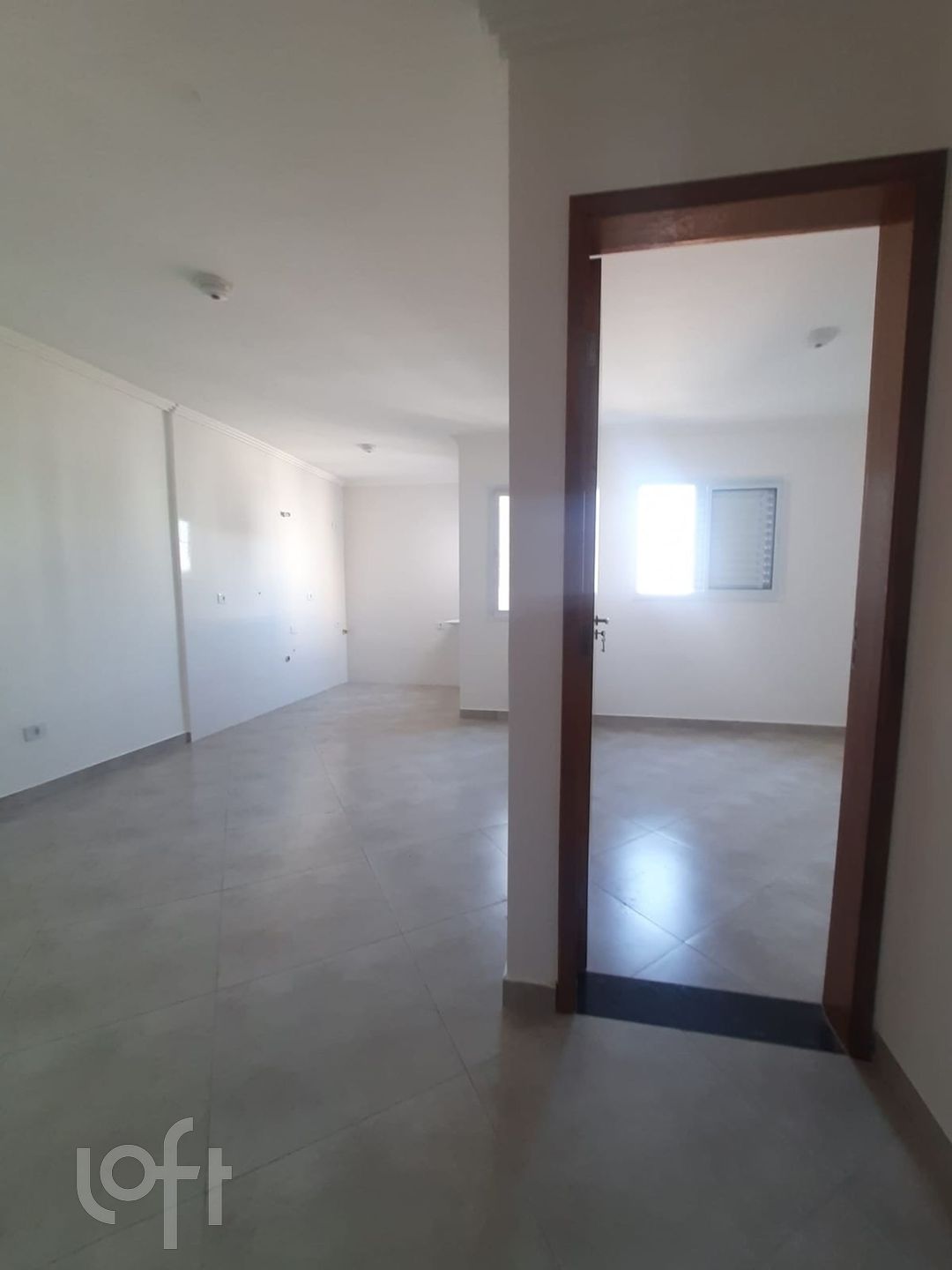 Apartamento à venda com 1 quarto, 32m² - Foto 1