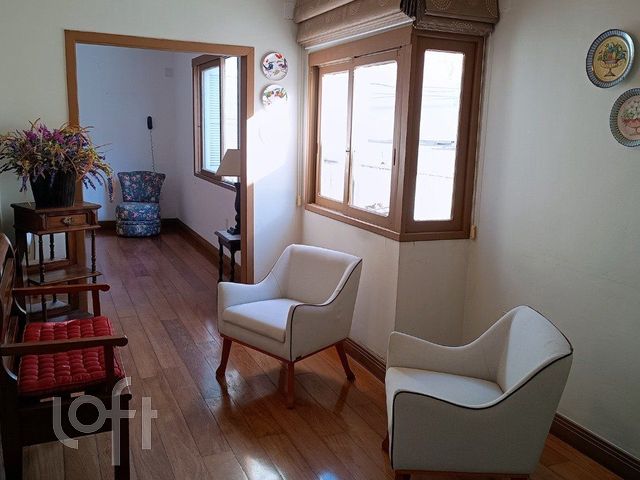 Apartamento com 105m², 3 dormitórios, Rio Branco em Porto Alegre