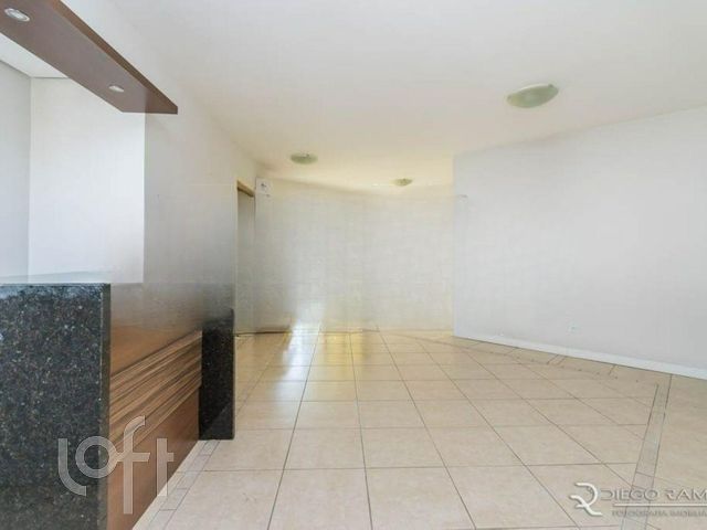 Apartamento com 100m², 3 dormitórios, 1 suíte, 2 vagas, Boa Vista em Porto Alegre