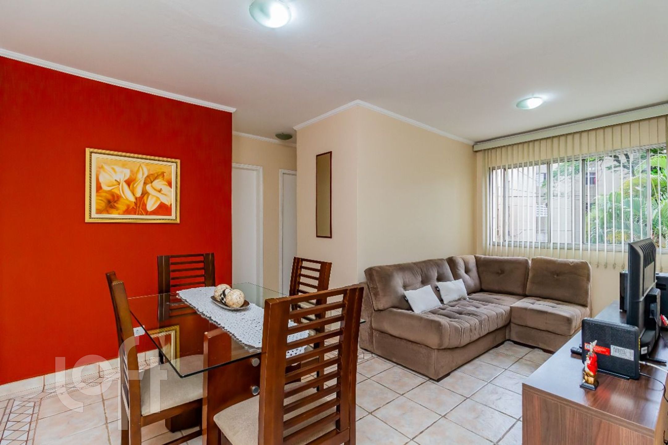 Apartamento à venda com 2 quartos, 57m² - Foto 1