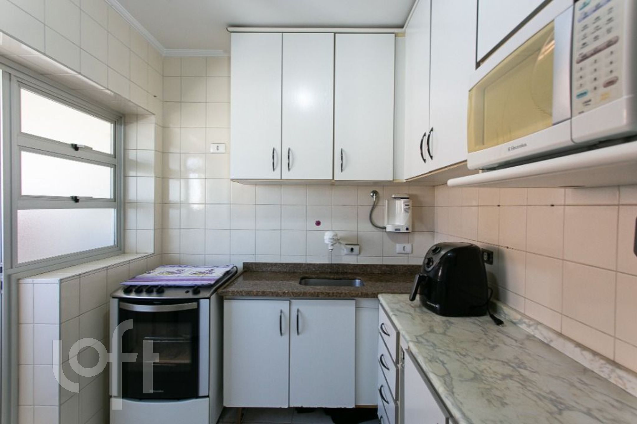 Apartamento à venda com 2 quartos, 65m² - Foto 5