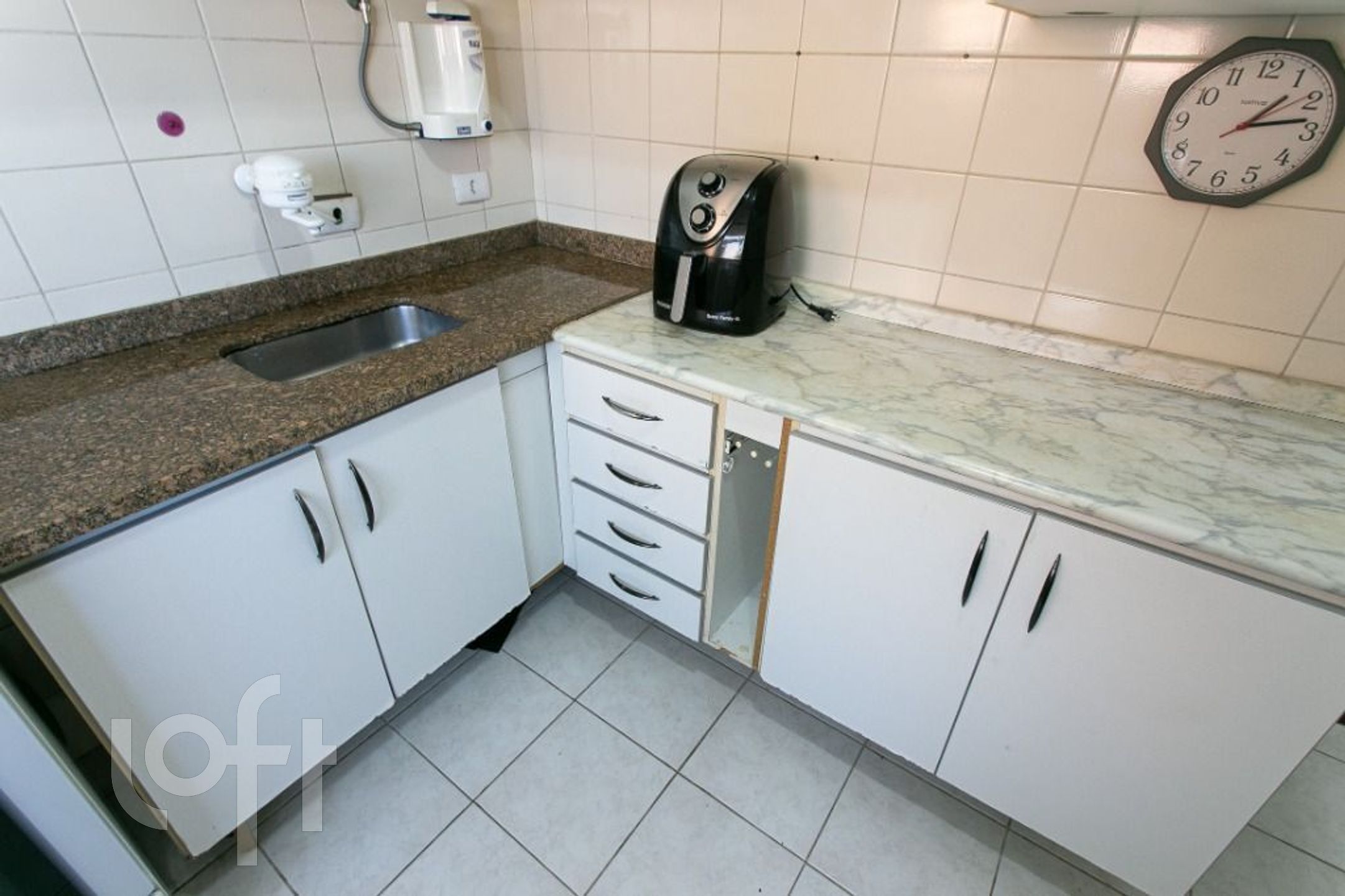 Apartamento à venda com 2 quartos, 65m² - Foto 9