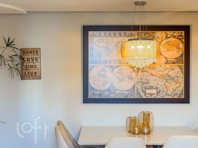 Apartamento com 118m², 3 dormitórios, 1 suíte, 1 vaga, Petrópolis em Porto Alegre