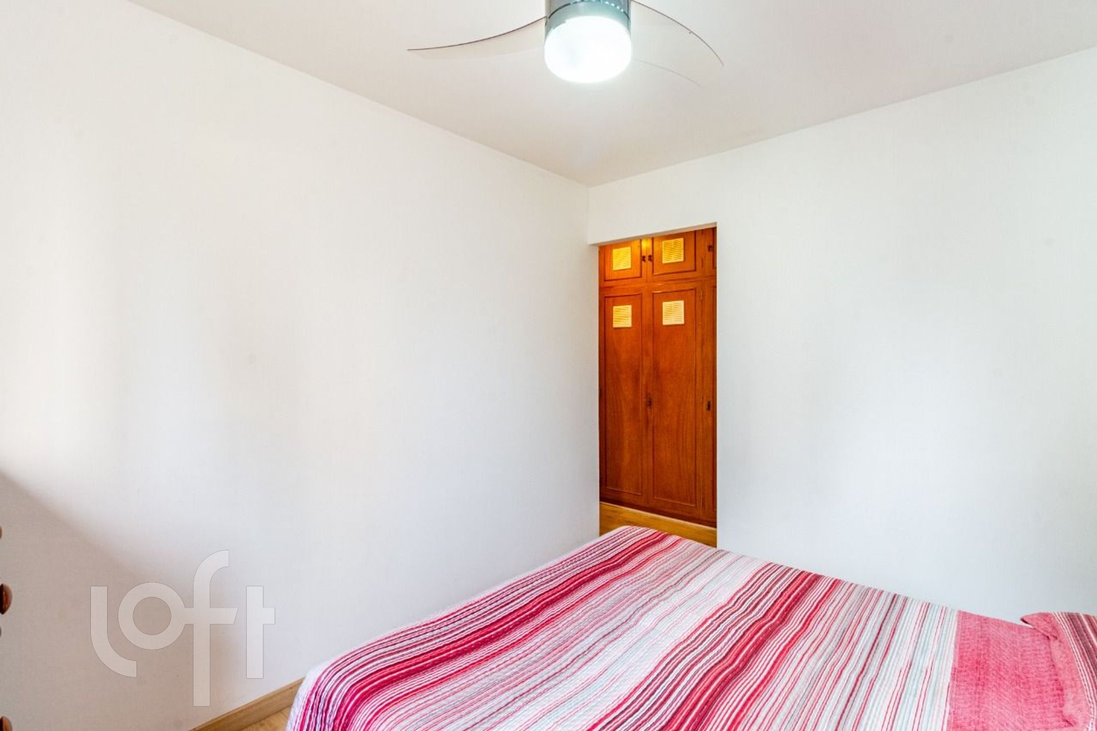 Apartamento à venda com 3 quartos, 98m² - Foto 23