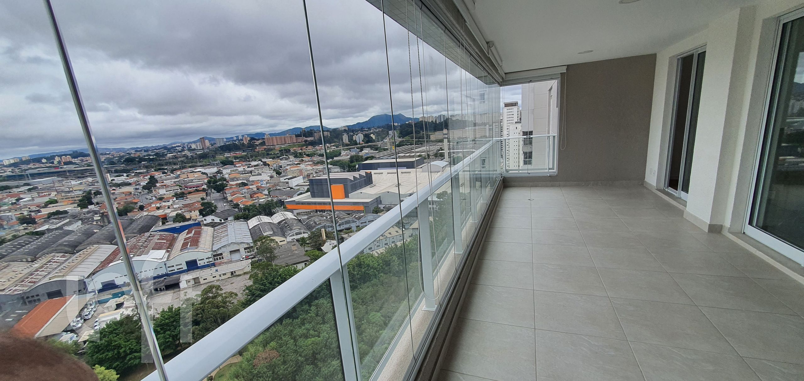 Apartamento à venda com 3 quartos, 134m² - Foto 13