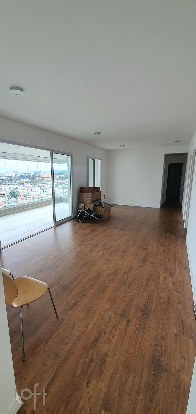 Apartamento à venda com 3 quartos, 134m² - Foto 1