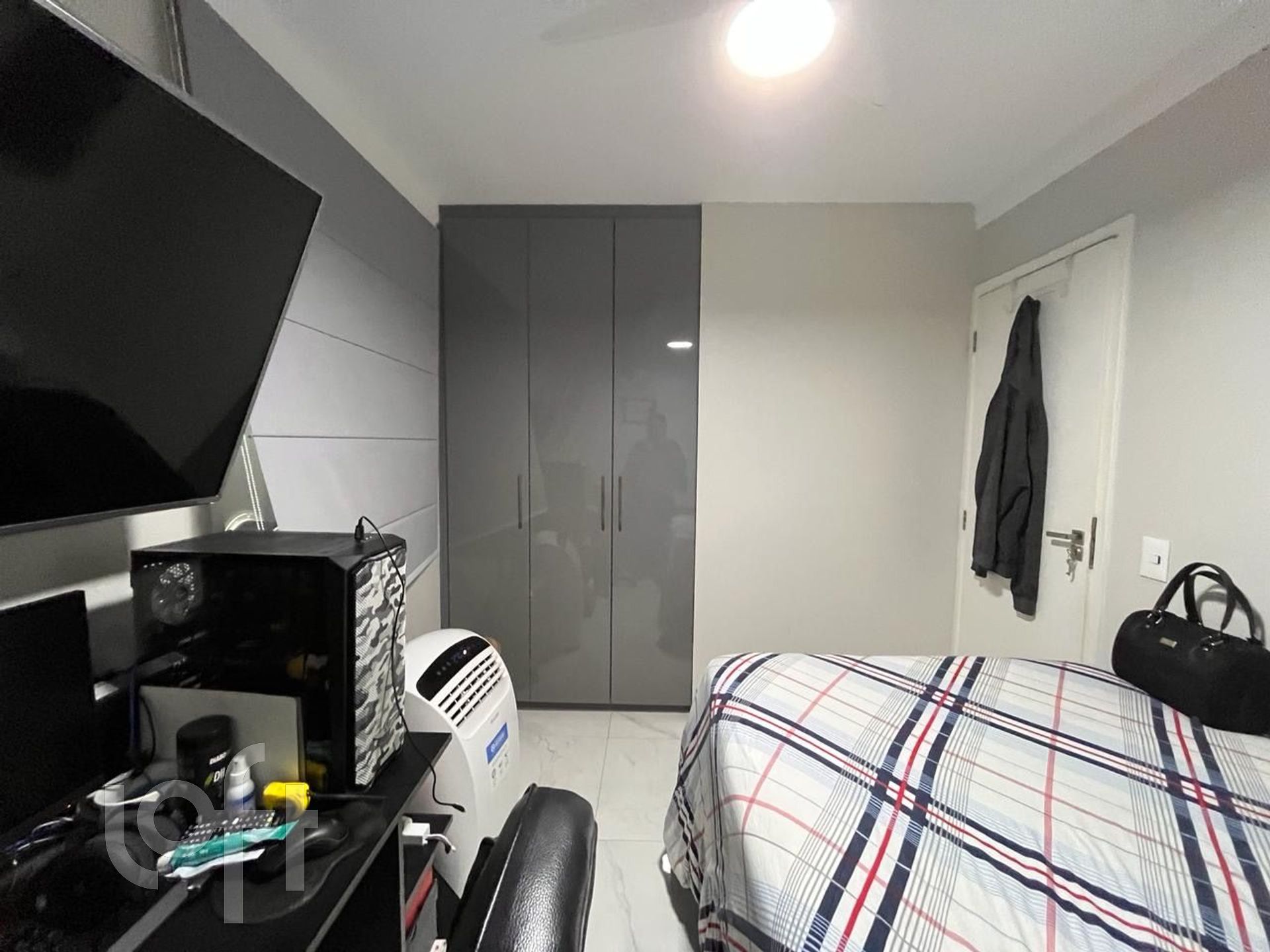 Apartamento à venda com 3 quartos, 76m² - Foto 17