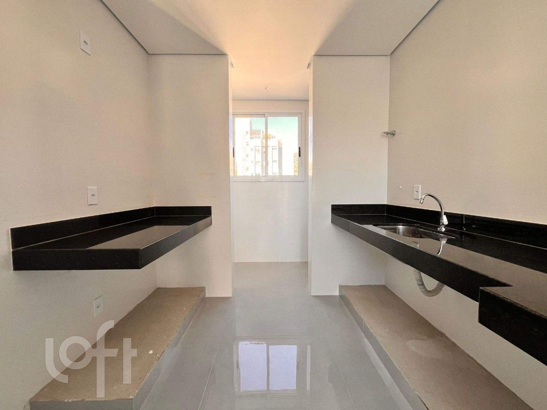 Apartamento à venda com 3 quartos, 148m² - Foto 3