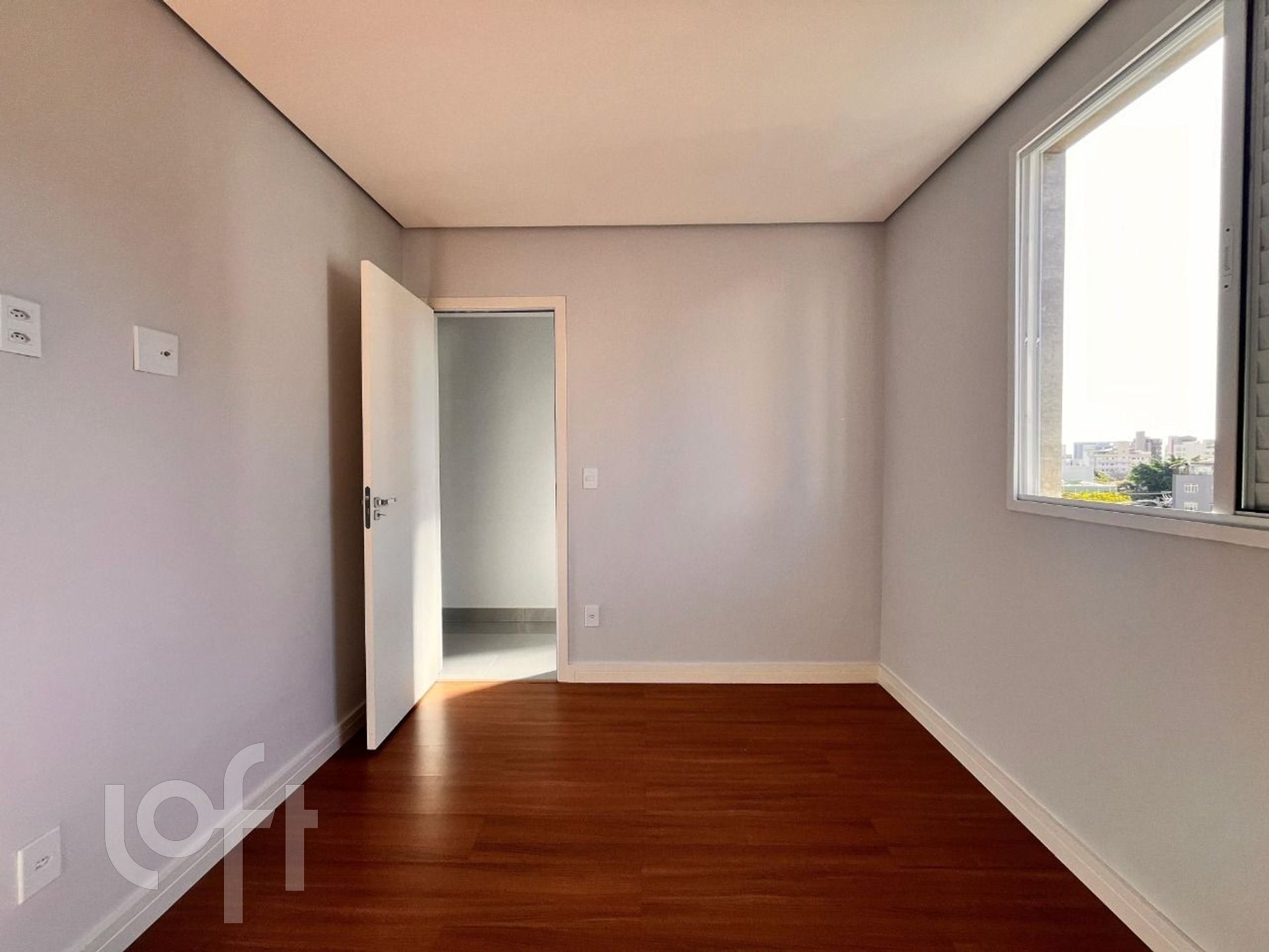 Apartamento à venda com 3 quartos, 148m² - Foto 9