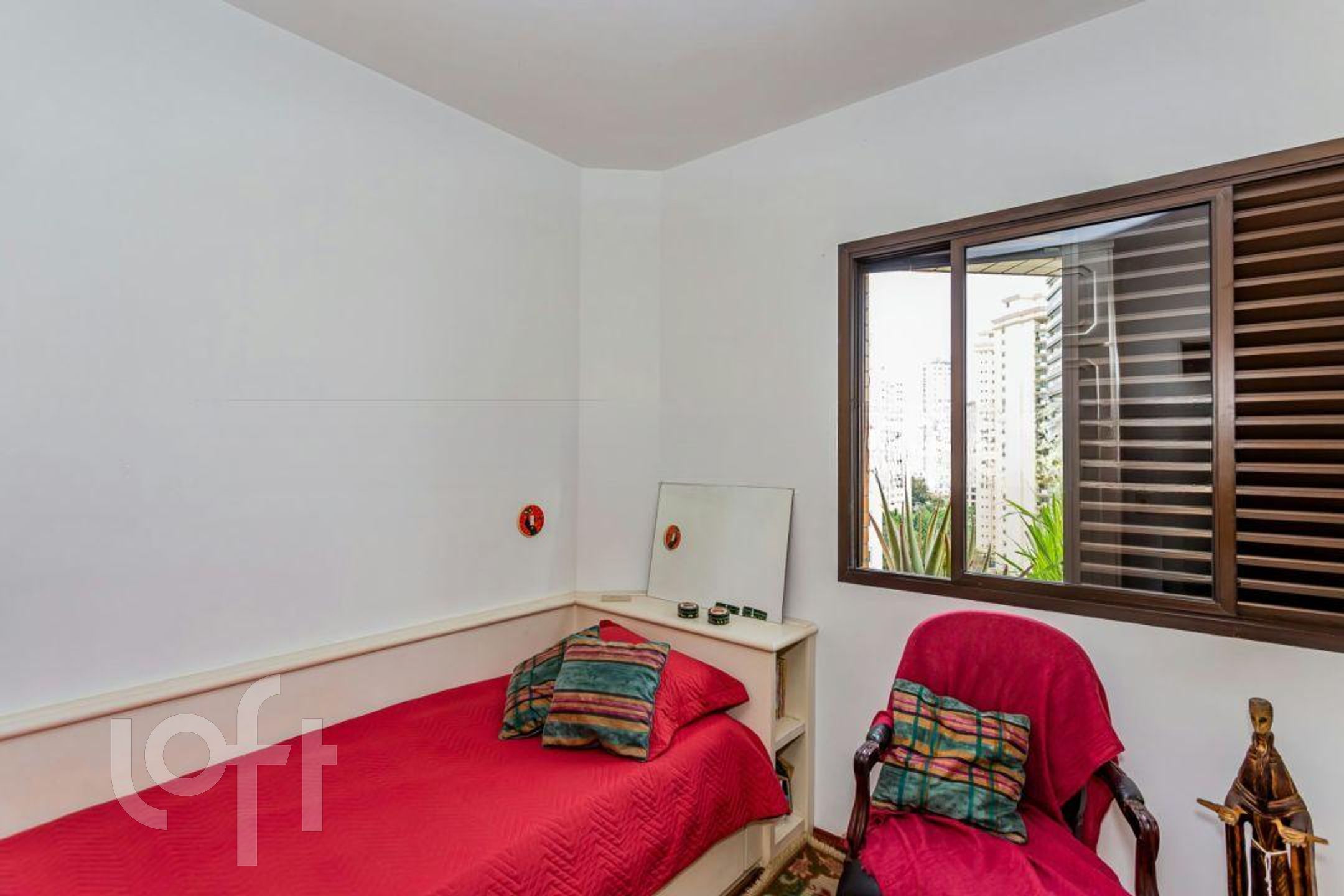 Apartamento à venda com 3 quartos, 105m² - Foto 19