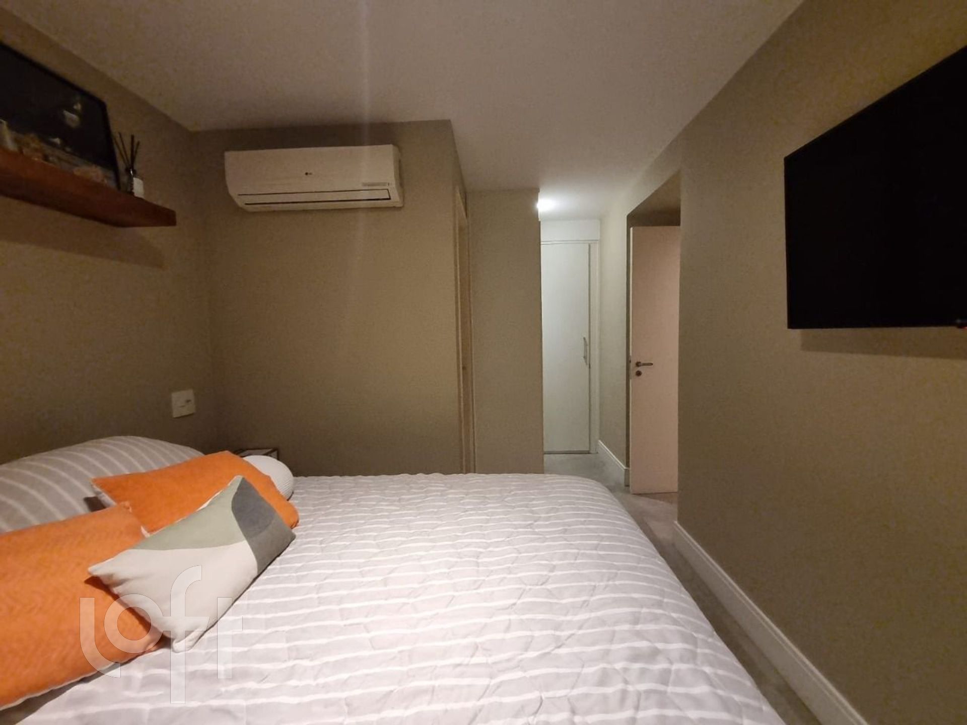 Apartamento à venda com 2 quartos, 69m² - Foto 13