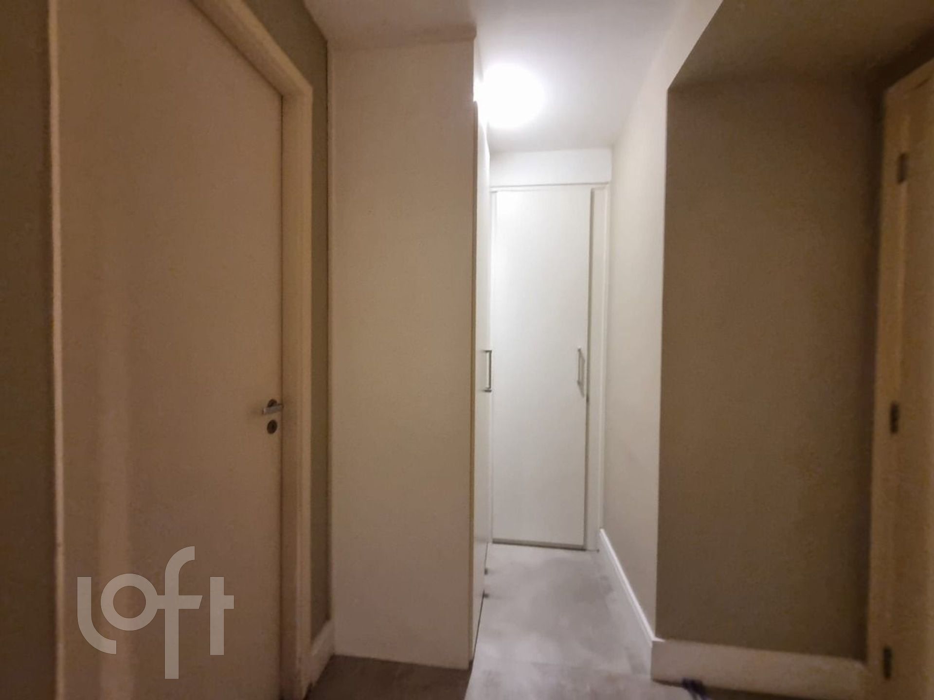 Apartamento à venda com 2 quartos, 69m² - Foto 20