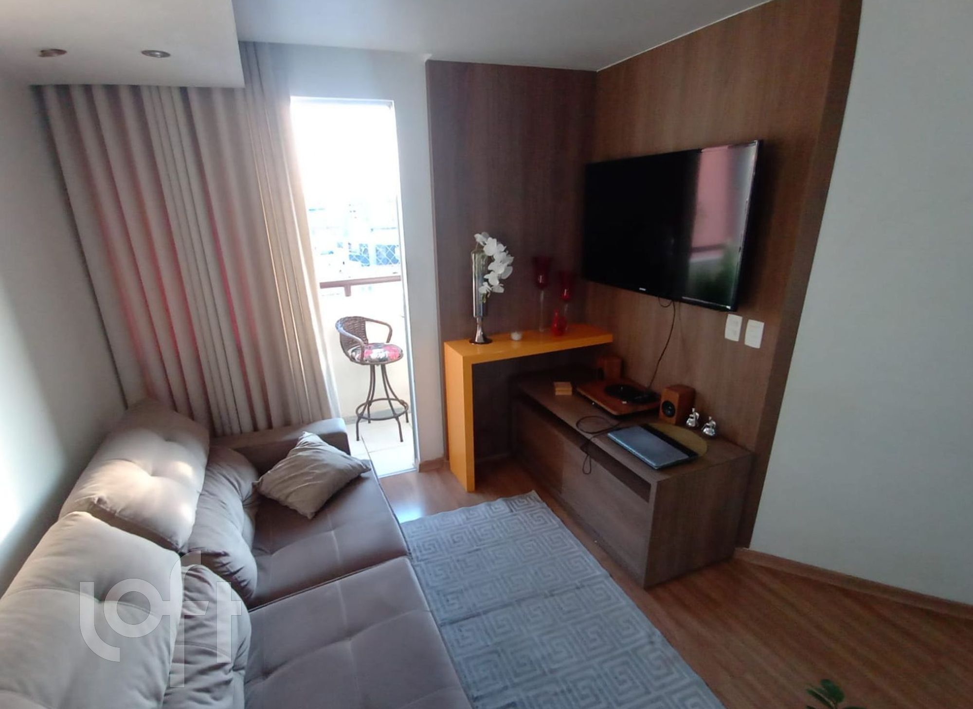 Apartamento à venda com 3 quartos, 125m² - Foto 1