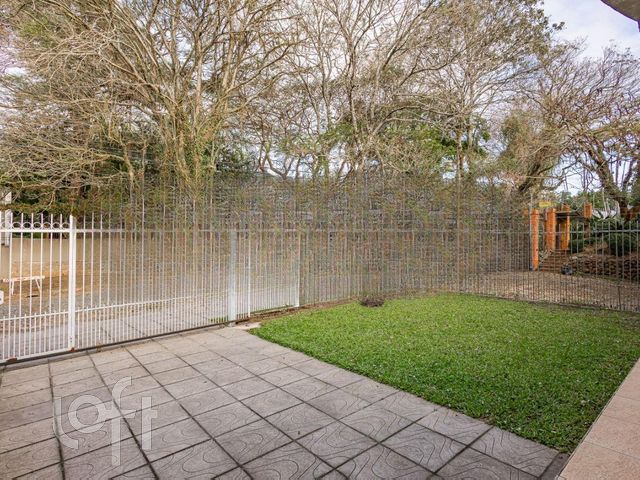 Casa com 181m², 4 dormitórios, 1 suíte, 4 vagas, Chácara das Pedras em Porto Alegre