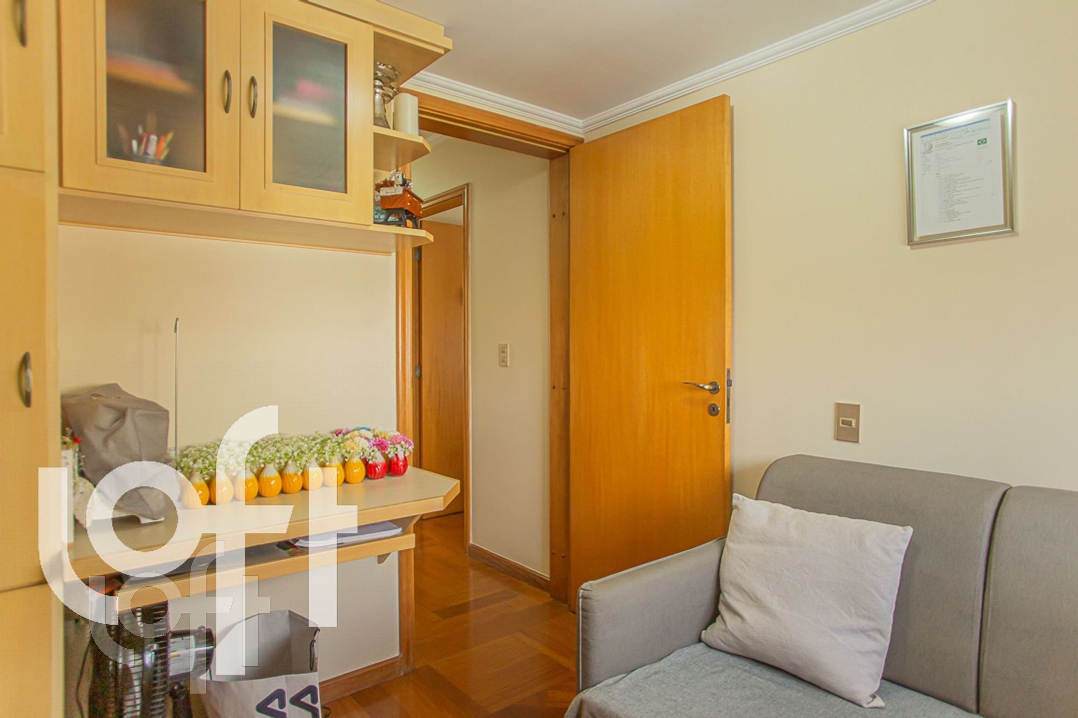 Apartamento à venda com 3 quartos, 96m² - Foto 2