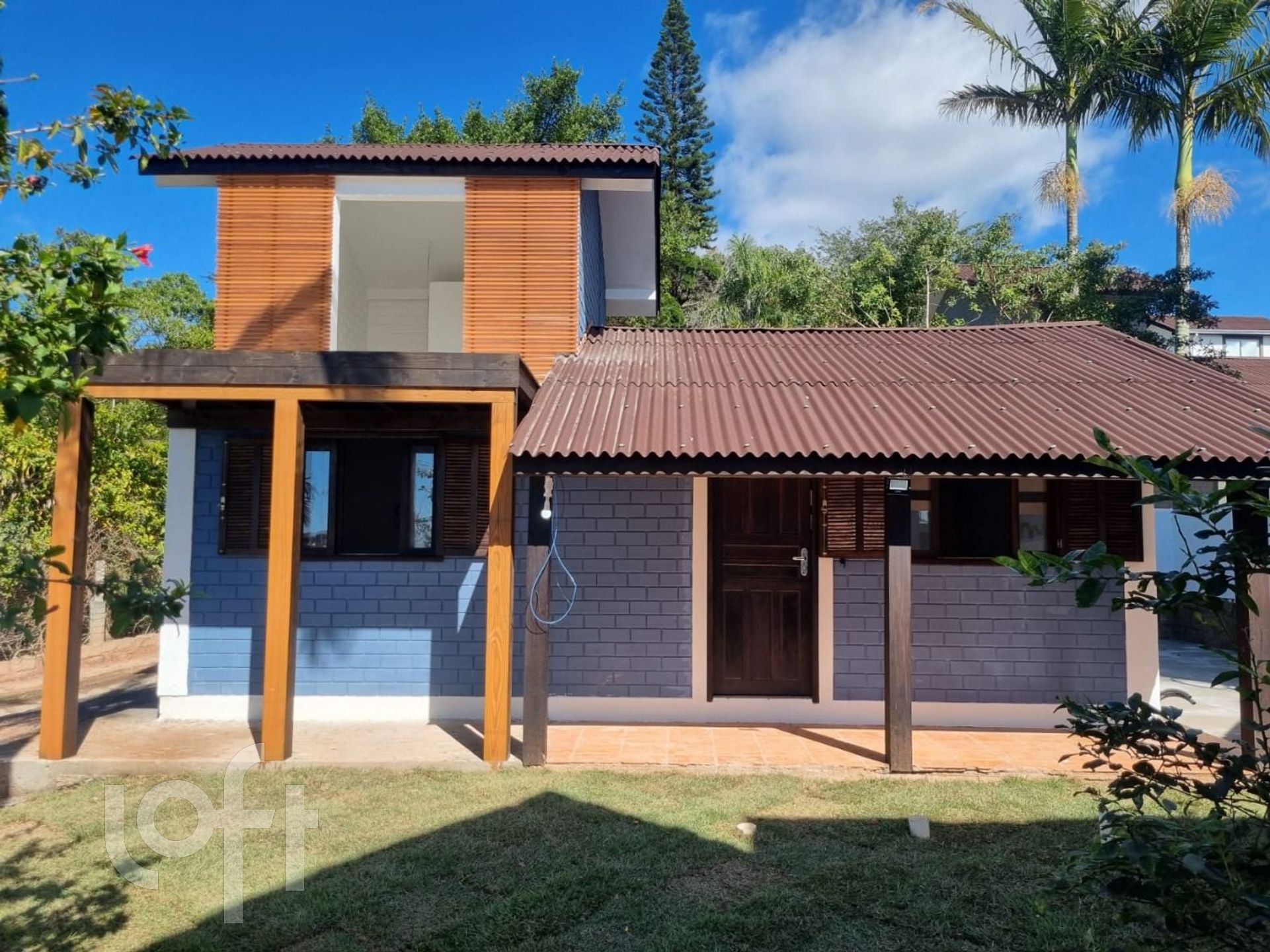 Casa à venda em Ingleses com 60 m², 2 quartos, 2 vagas