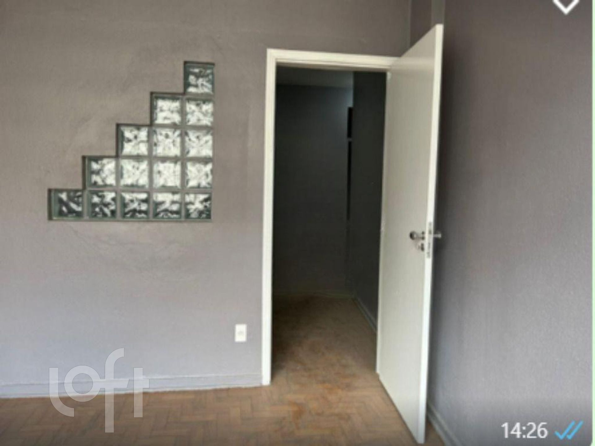 Apartamento à venda com 1 quarto, 44m² - Foto 1