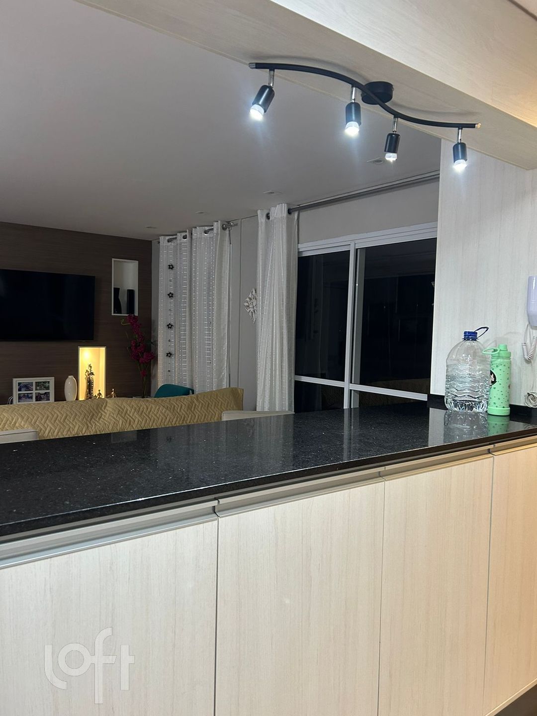 Apartamento à venda com 3 quartos, 105m² - Foto 7