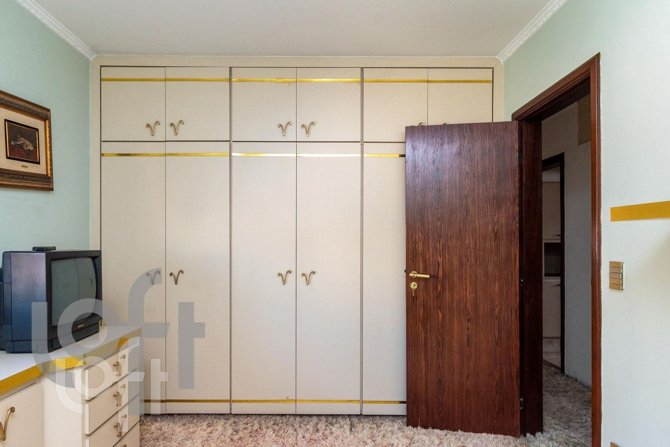 Apartamento à venda com 4 quartos, 220m² - Foto 4