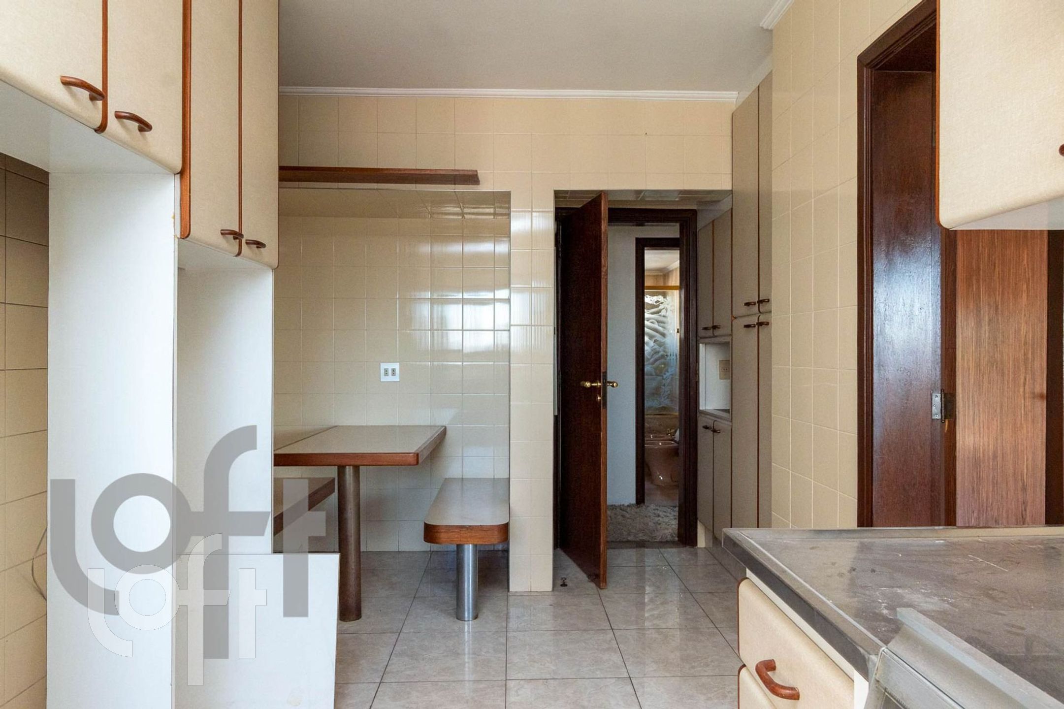 Apartamento à venda com 4 quartos, 220m² - Foto 31