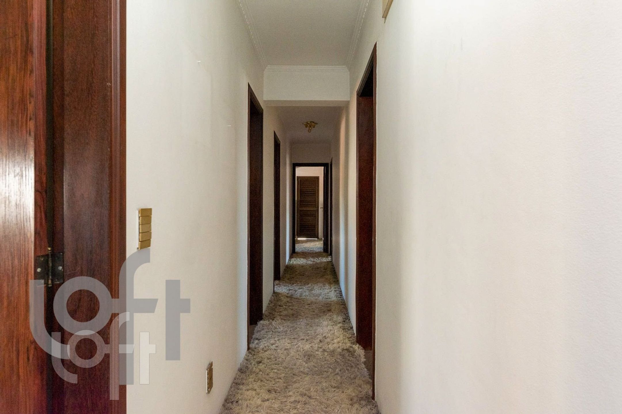 Apartamento à venda com 4 quartos, 220m² - Foto 18