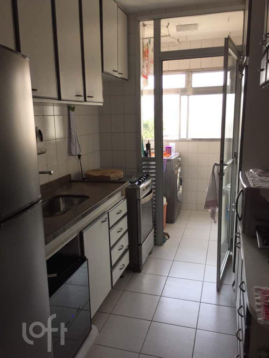 Apartamento à venda com 3 quartos, 72m² - Foto 3