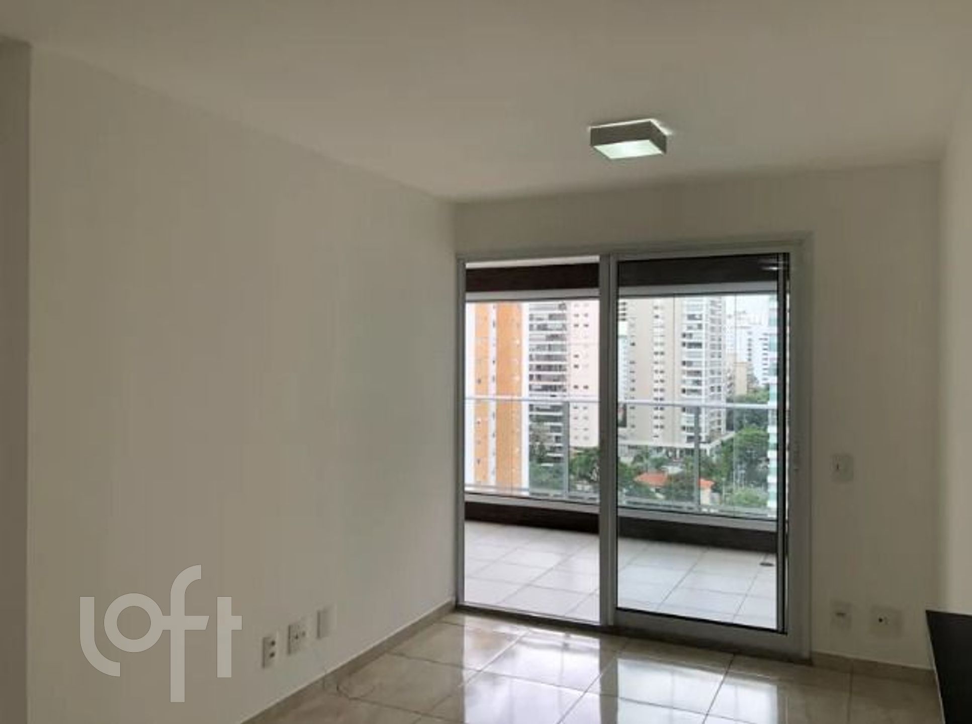 Apartamento à venda com 2 quartos, 70m² - Foto 14