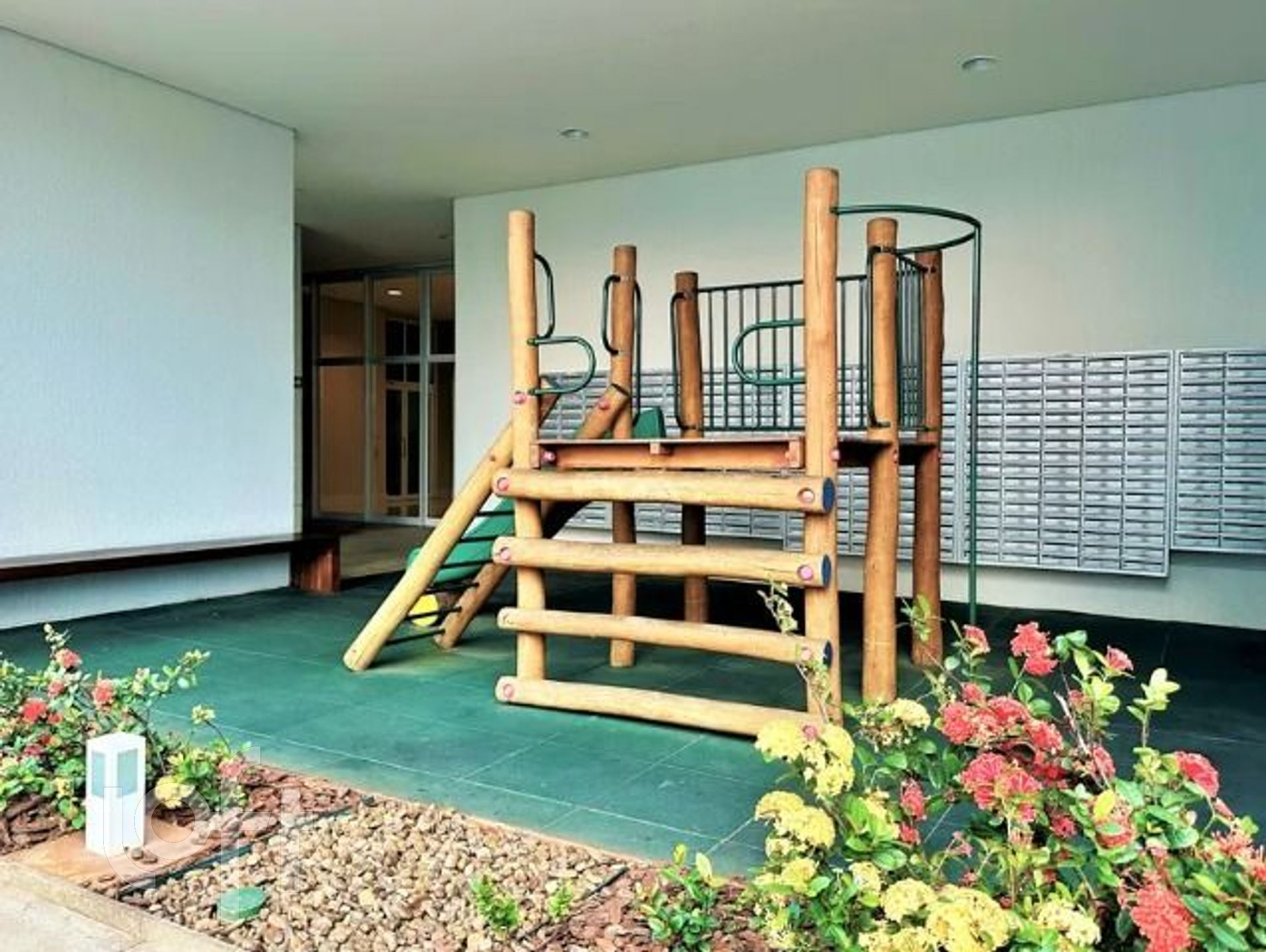 Apartamento à venda com 2 quartos, 70m² - Foto 40