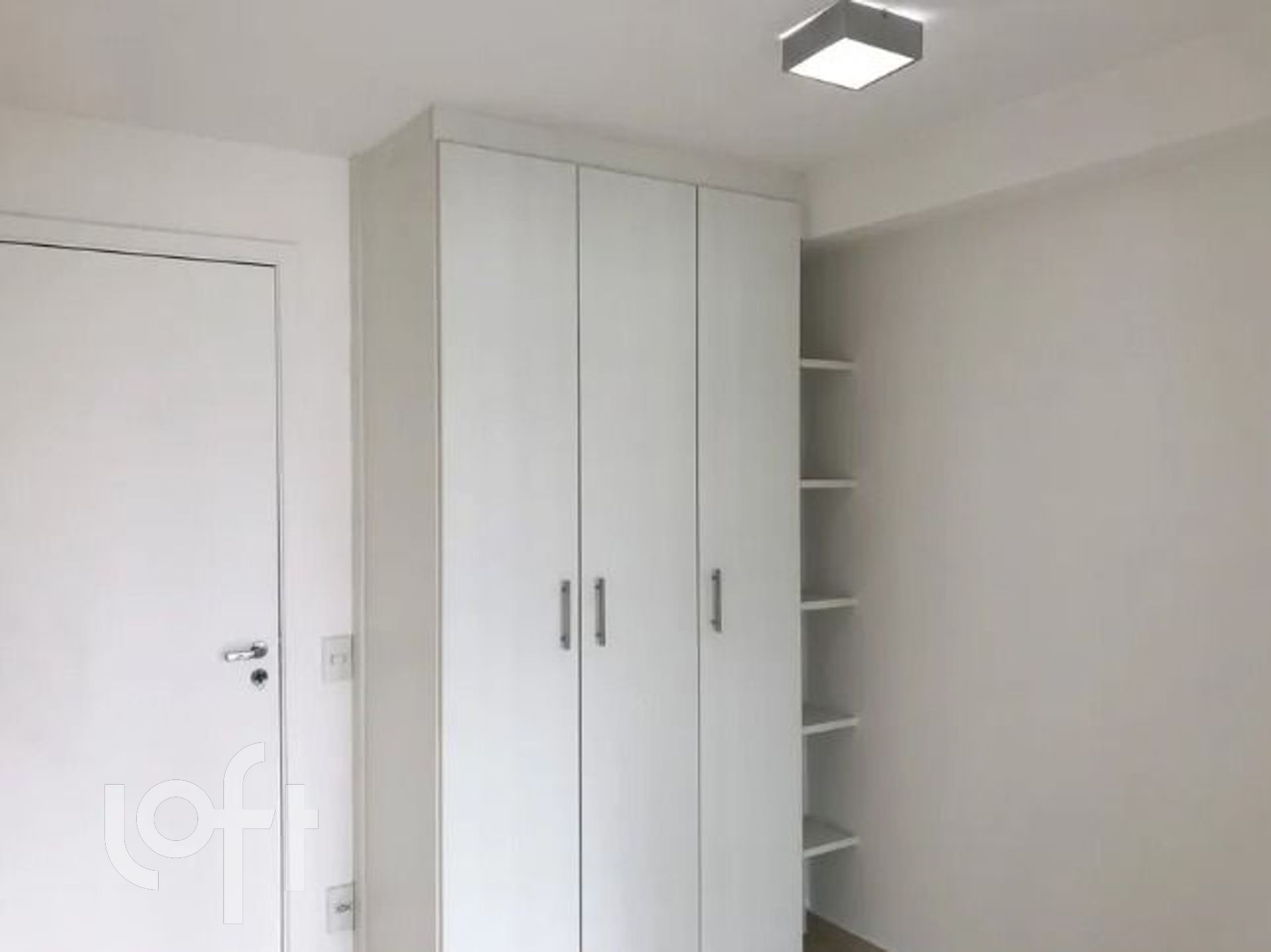 Apartamento à venda com 2 quartos, 70m² - Foto 17