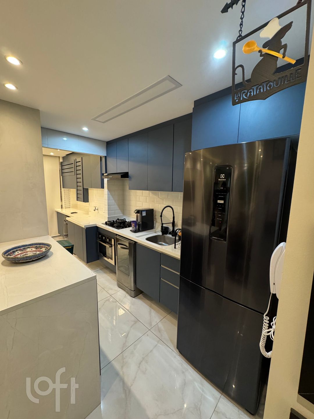 Apartamento à venda com 2 quartos, 57m² - Foto 2