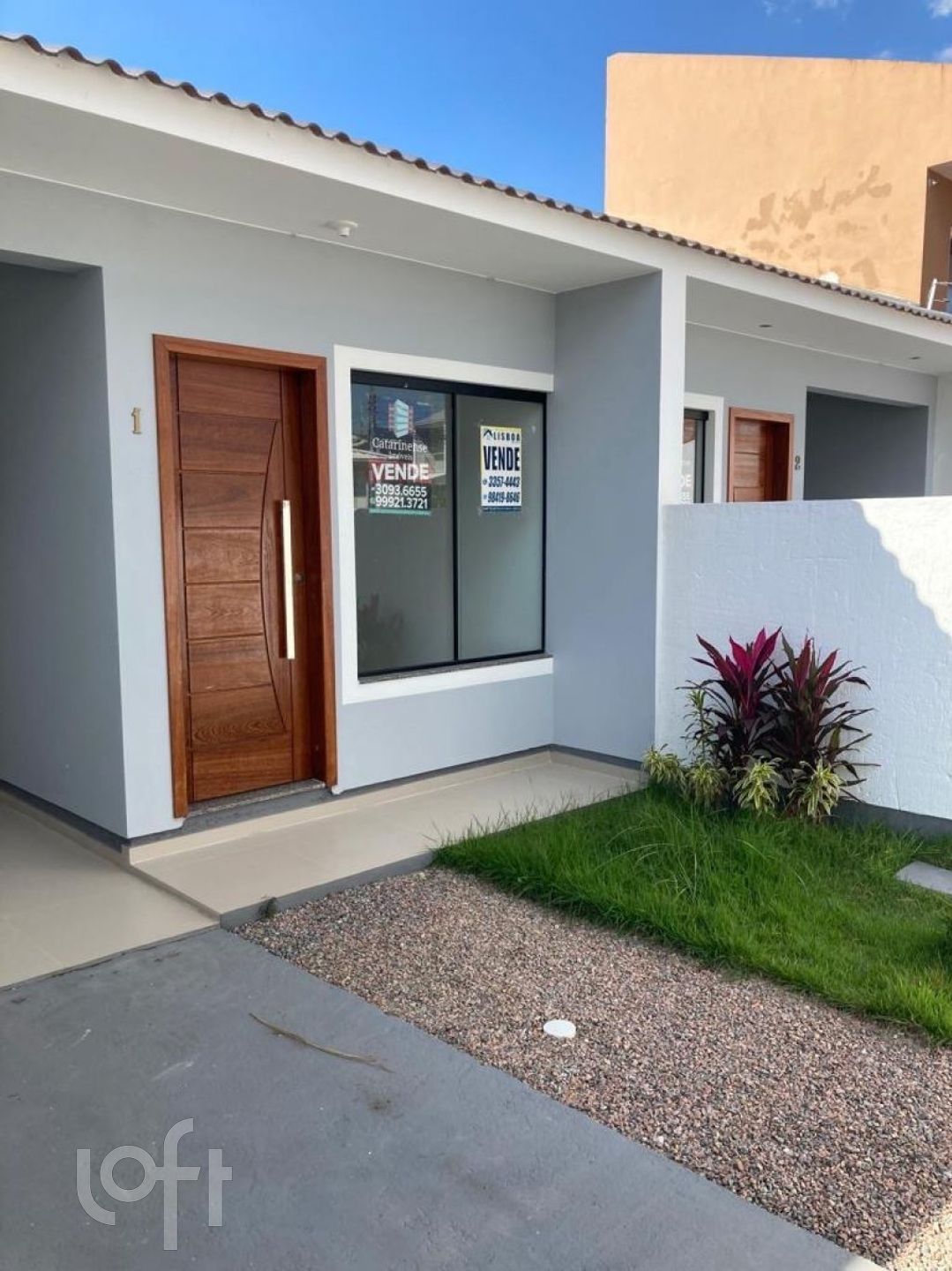 Casa à venda em Forquilhas com 92 m², 3 quartos